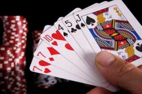 Game bài RIKVIP sôi động, trải nghiệm sự kịch tính từng giây